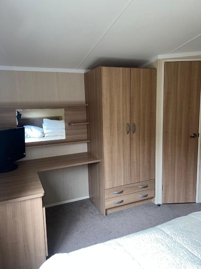 3 Bed Platinum Caravan Presthaven Sands Prestatyn Luaran gambar